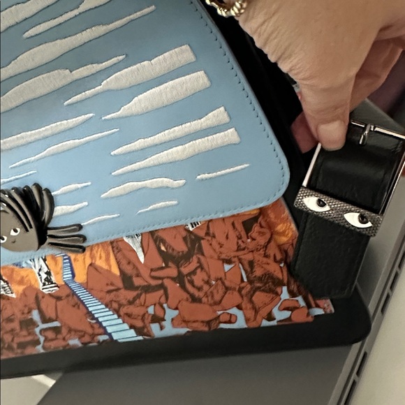 Blue and Black Min and Mon backpack with Octopus toggle - Picture 6 of 6